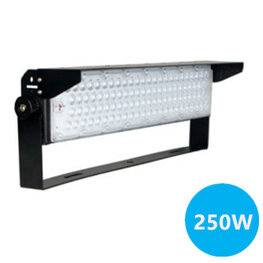 Stadium LED Schijnwerper Sharplux 250w 5000k/koelwit &ndash; Philips driver &ndash; IP66