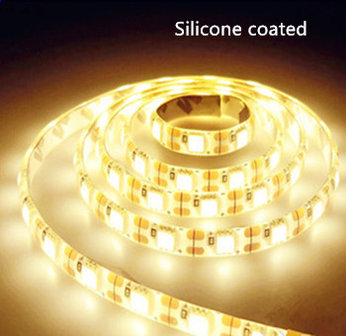 LED STRIP silicium 12v SMD 2835 60 LED / m 3000K / rouleau blanc chaud de 5 m&egrave;tres * PROFESSIONNEL