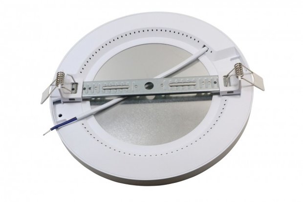 LED EINGEBAUTES UNDAUFBAU-DOWNLIGHT MIT BEWEGUNG UND LICHTSENSOR + CCT Ø220mm